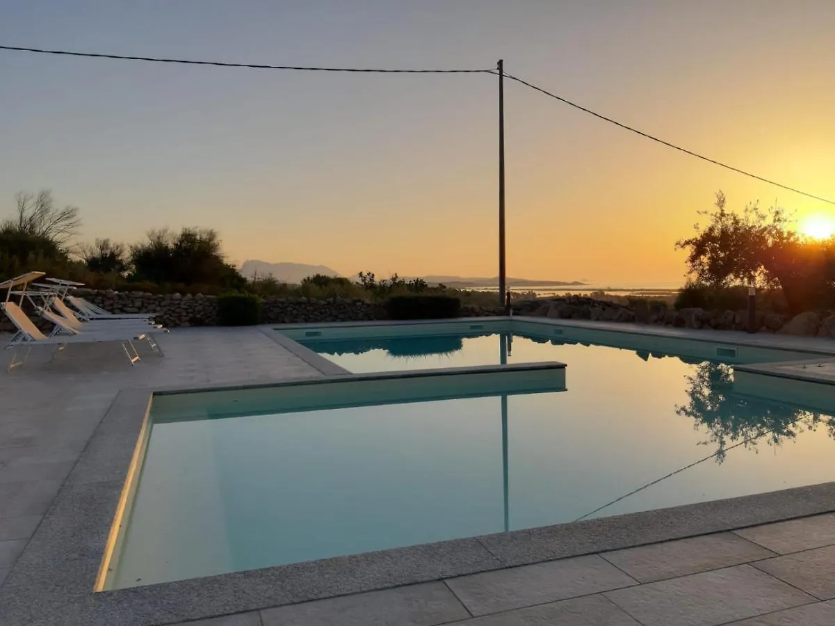 ファームステイ Agriturismo La Rocca Manna サン・テオドーロ
