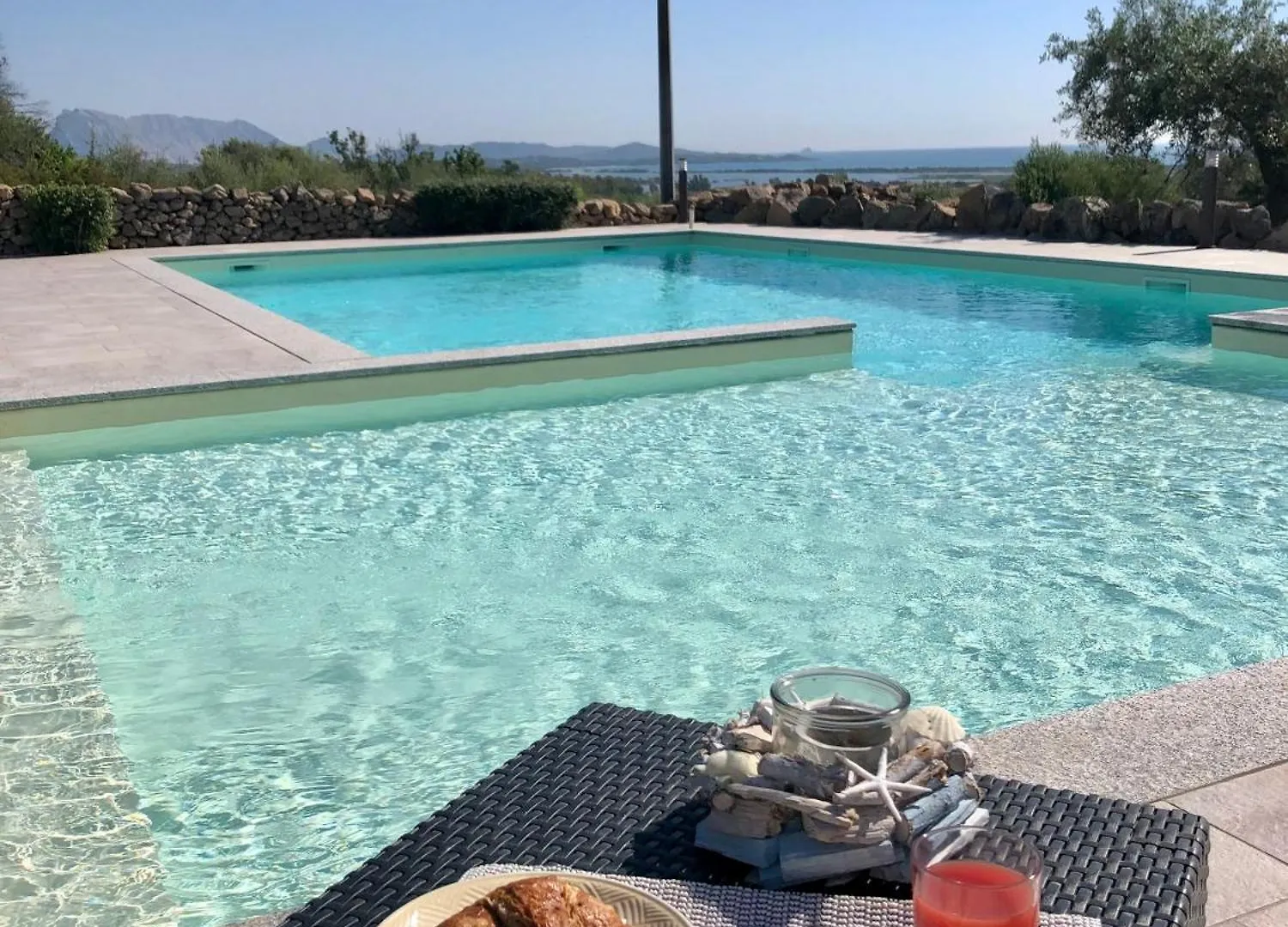 ファームステイ Agriturismo La Rocca Manna サン・テオドーロ