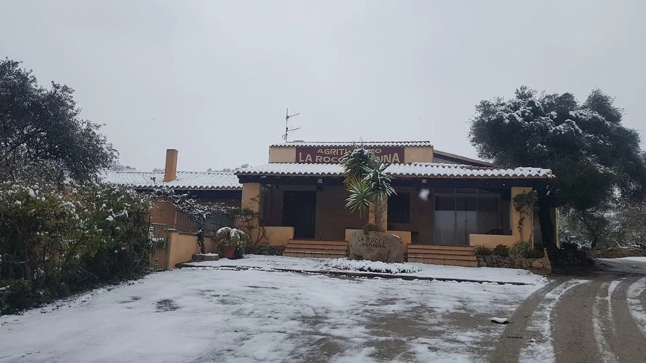 Agriturismo La Rocca Manna サン・テオドーロ